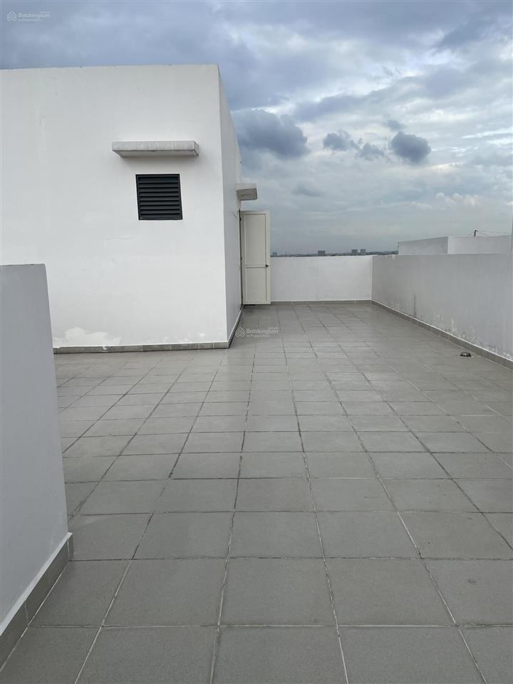 Nguyên căn trục chính nguyễn thị nhung đường rộng 35m dt 7x20m, 6 tầng, thang máy, máy lạnh giá tốt