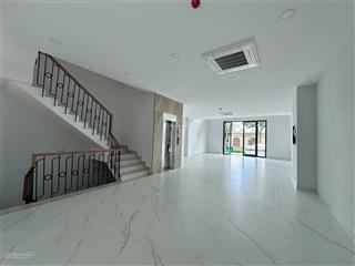 Nhà nguyên căn vạn phúc city dt 7x20m 1 hầm 5 tầng, hoàn thiện văn phòng cao cấp, có hệ thống pccc