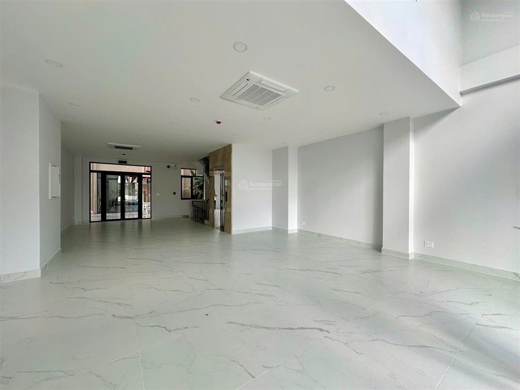 Nhà nguyên căn vạn phúc city dt 7x20m 1 hầm 5 tầng, hoàn thiện văn phòng cao cấp, có hệ thống pccc