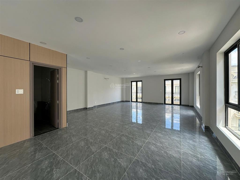 Nhà phố kđt vạn phúc (7x22m), hầm + 5t, hoàn thiện cao cấp, ngay lối thông hành, thang máy chỉ 70tr