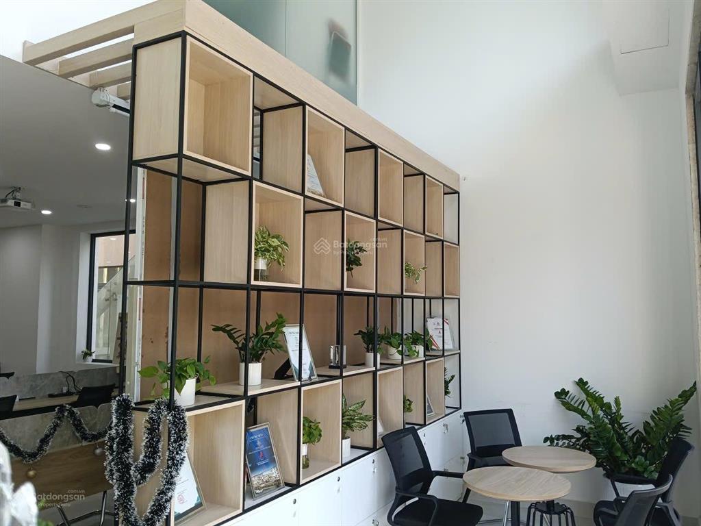 Trệt đinh thị thi sầm uất làm showroom, vp đại diện, kinh doanh đa ngành nghề, full nội thất