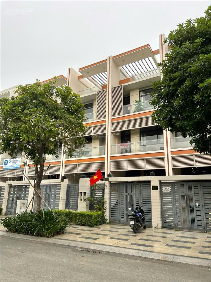 Nhà phố kđt vạn phúc (dt 5x22m) đường lớn 20m, full nội thất, phù hợp vừa ở vừa làm văn phòng cty