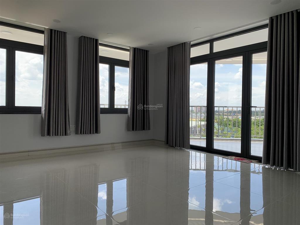 Căn góc vạn phúc city dt 9.5x17m (1h+4t) vị trí đẹp đối diện trường học, nhận diện thương hiệu tốt.