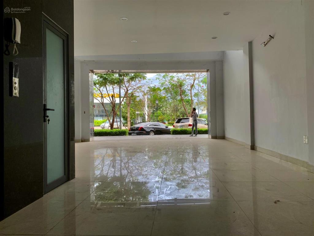 Nguyên căn nguyễn thị nhung có thang máy dt 140m2 6 tầng khu sầm uất bậc nhất khu, giá chỉ 65tr/th