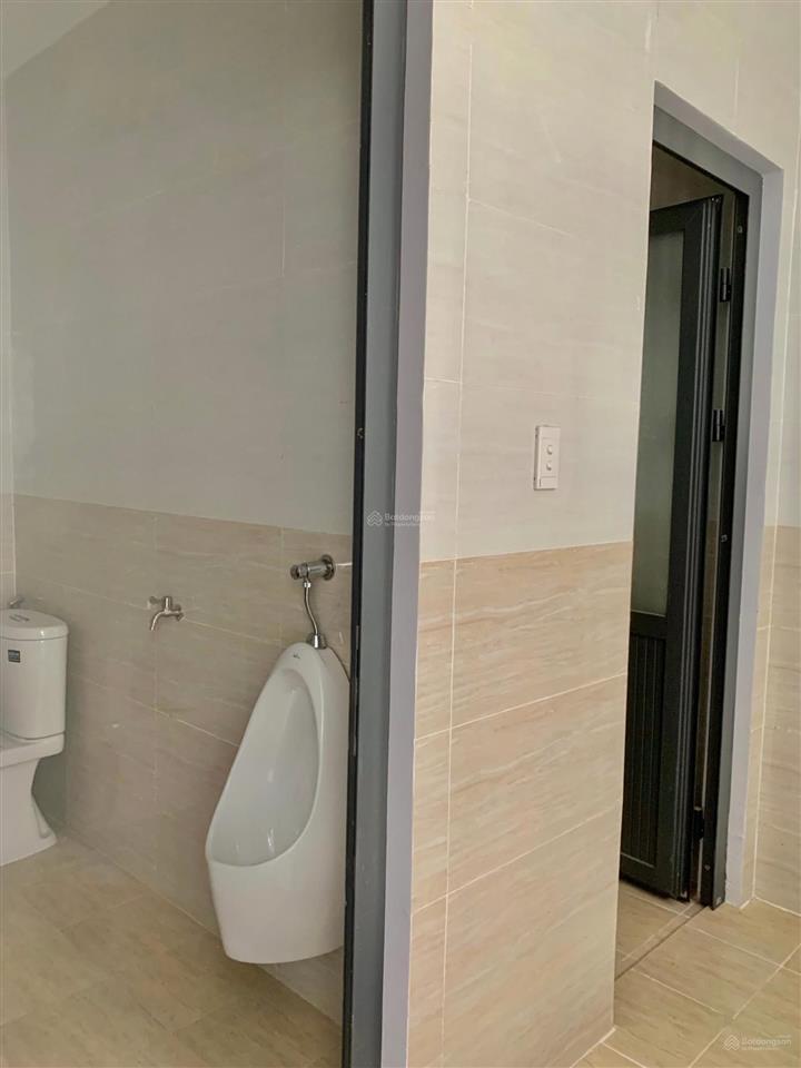 Nguyên căn nguyễn thị nhung có thang máy dt 140m2 6 tầng khu sầm uất bậc nhất khu, giá chỉ 65tr/th