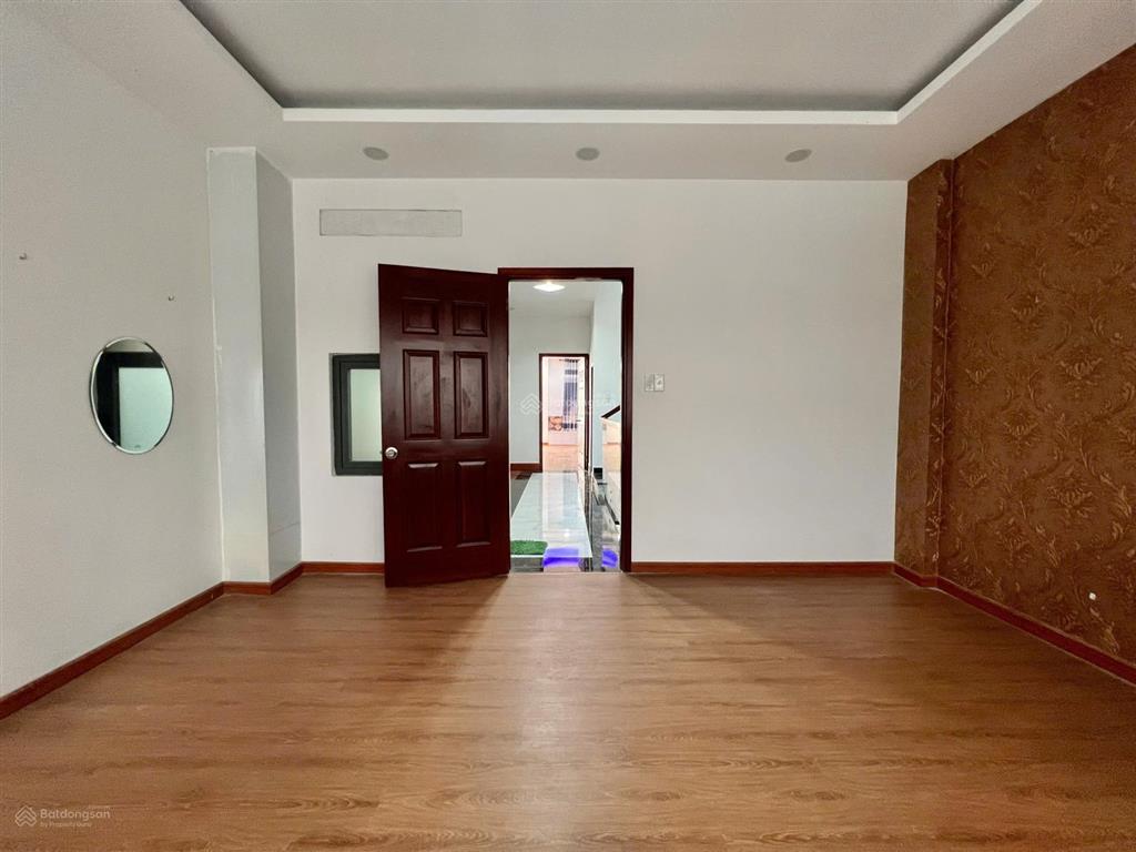 Hot chỉ 30tr nguyên căn nhà phố 1hầm 4t dt 5x22m (4pn) full máy lạnh, có bếp, phù hợp ở và làm cty