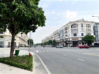 Tòa nhà mặt tiền đinh thị thi vạn phúc city (dt 7x22m) 1h+5t hoàn thiện văn phòng cao cấp, có pccc