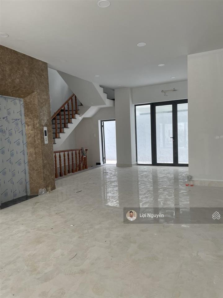 Bán nhà phố 7x19m đường 20m vạn phúc, hoàn thiện văn phòng, đang hđ thuê ổn định, sổ hồng sang tên