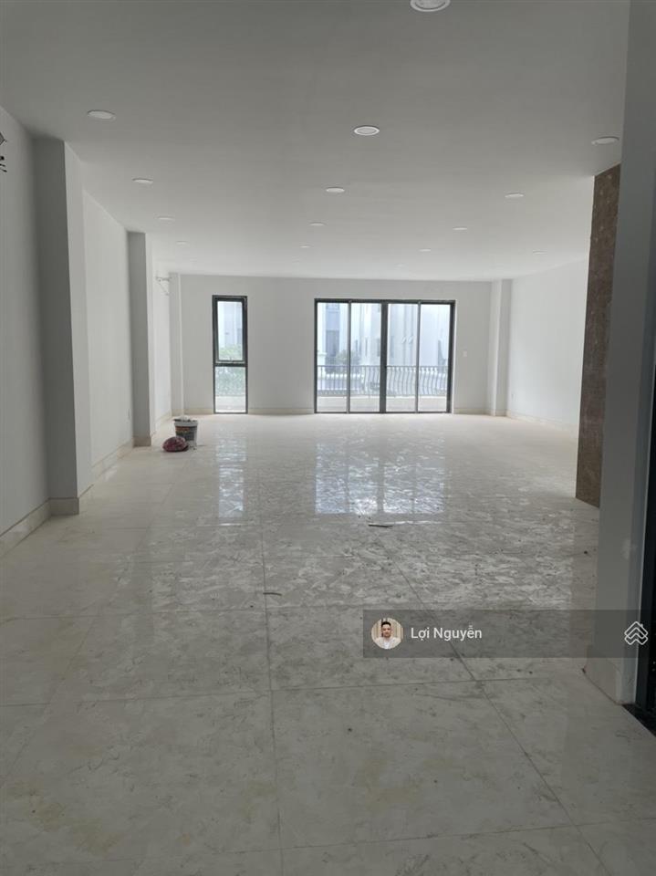 Bán nhà phố 7x19m đường 20m vạn phúc, hoàn thiện văn phòng, đang hđ thuê ổn định, sổ hồng sang tên