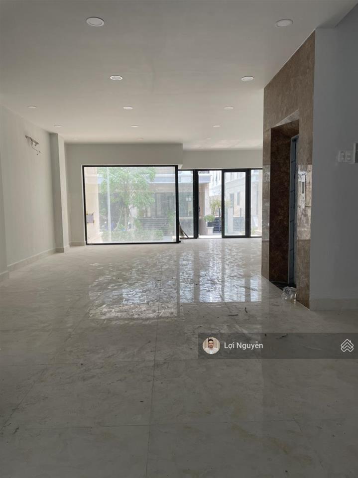 Bán nhà phố 7x19m đường 20m vạn phúc, hoàn thiện văn phòng, đang hđ thuê ổn định, sổ hồng sang tên