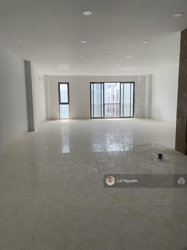 Bán nhà phố 7x19m đường 20m vạn phúc, hoàn thiện văn phòng, đang hđ thuê ổn định, sổ hồng sang tên