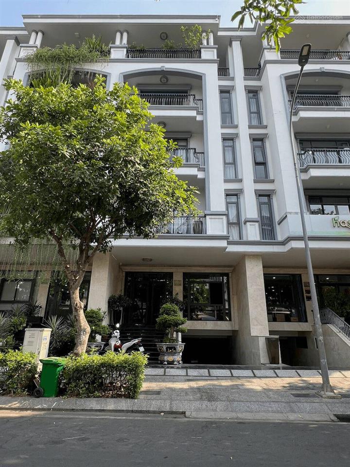 Nhà phố vạn phúc giá tốt hoàn thiện sẵn có thang máy, sổ hồng công chứng ngay, 7x20 1 hầm 5 tầng
