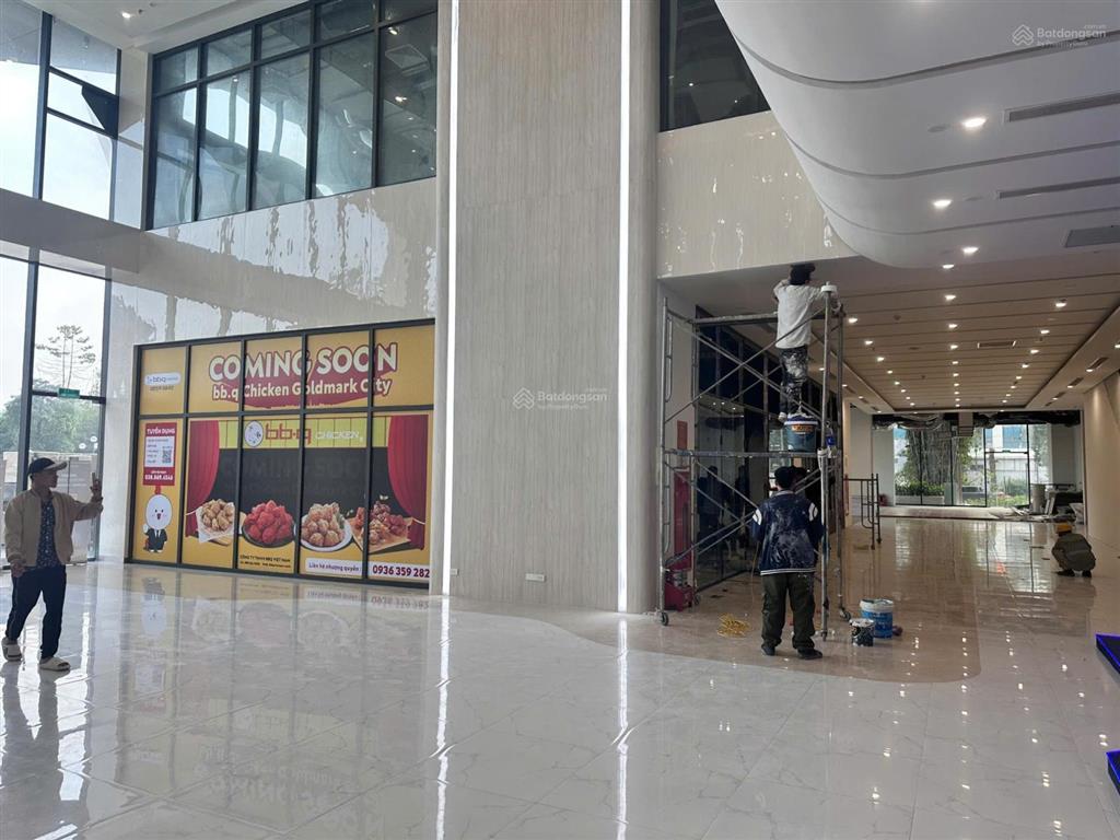 4 tỷ sở hữu mặt bằng kinh doanh tại trung tâm cầu giấy