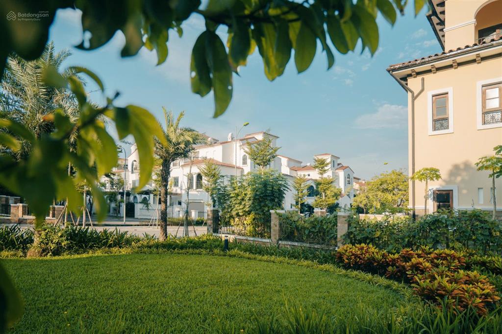 Biệt thự, liền kề dành cho giới kín tiếng