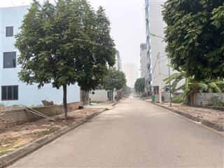 1 mảnh duy nhất ở phú cát, hòa lạc. dt 120m2, mt 6m. chỉ 3.5 tỷ, gần ql 21, đhqg, fpt, cnc