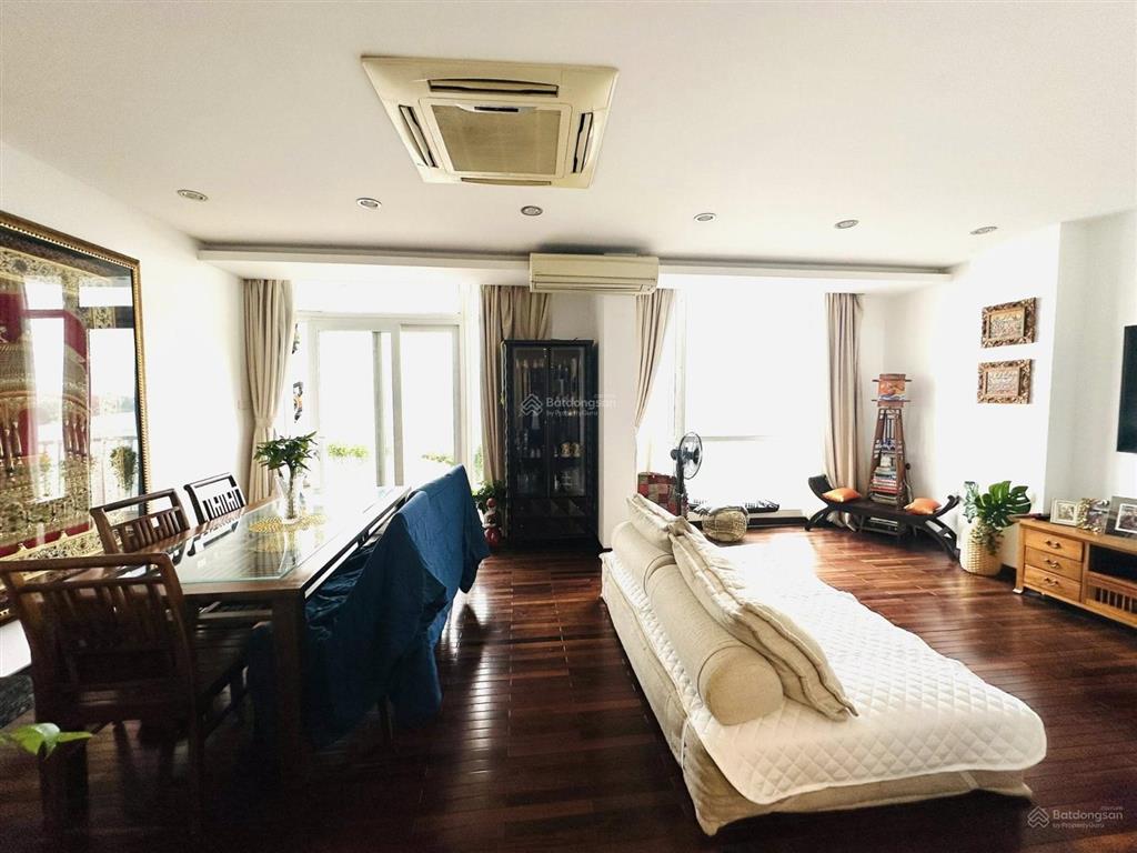 Chính chủ bán nhà mp quảng khánh 130m² x 6t x mt 7m5 x giá 157 tỷ. mặt hồ 2 thoáng, dt 100tr/t