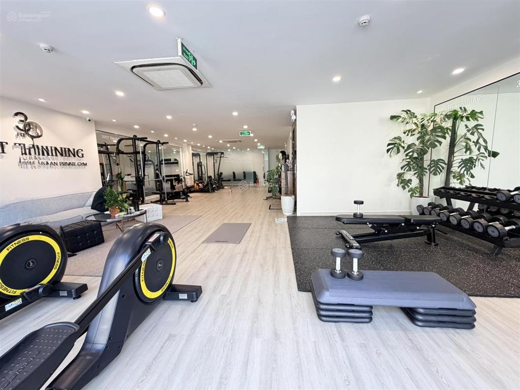 Bán nhà mp khúc thừa dụ, cầu giấy 150m x 9t x mt8.6m x giá nhỉnh 100 tỷ. tòa vp, dòng tiền 200 tr/t