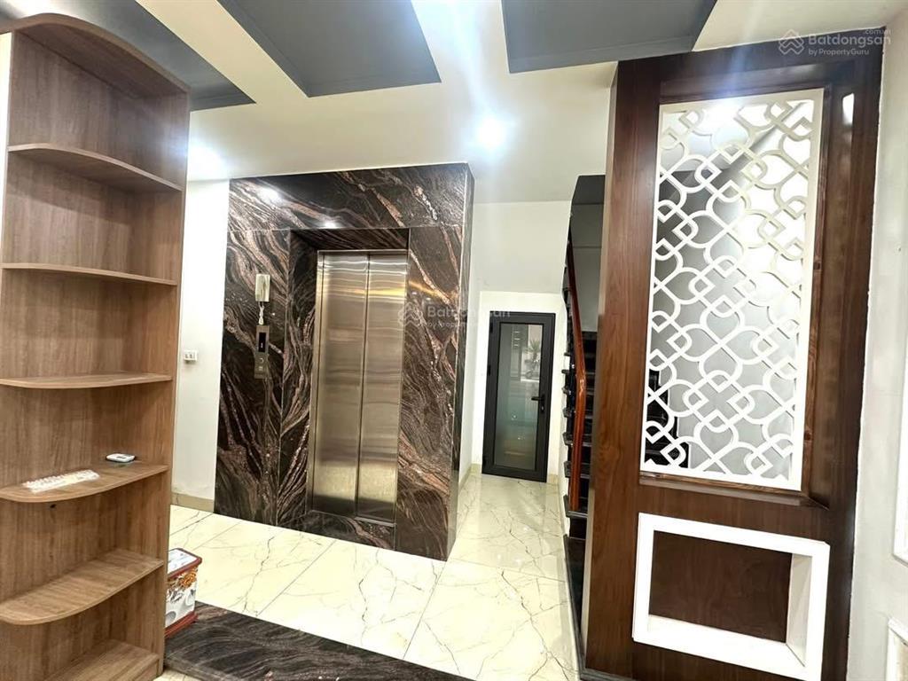 Bán nhà đỗ quang 70m2 x 6t x mt 5.2m, giá nhỉnh 30 tỷ, ô tô tránh, kd văn phòng vip