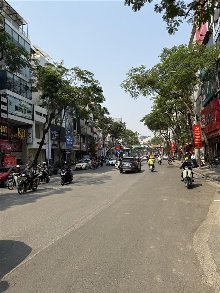 Bán nhà mặt phố thái hà đống đa. dt 75m2 x 6t x mt 6m giá chào 61 tỷ. dòng tiền 150tr/1th