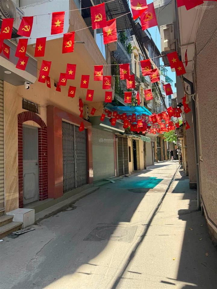 Bán nhà thịnh hào 1 đống đa 50m 8t mt 4m giá nhỉnh 20 tỷ lô góc ô tô thang máy văn phòng ngõ thông