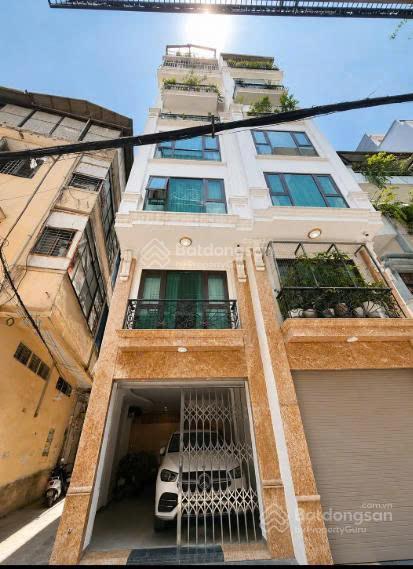 Bán nhà thịnh hào 1 đống đa 50m 8t mt 4m giá nhỉnh 20 tỷ lô góc ô tô thang máy văn phòng ngõ thông