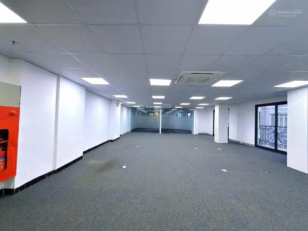 Chính chủ bán nhà dương khuê cầu giấy 180m2 x 9t x mt 24m x 83tỷ lô góc văn phòng dòng tiền 250tr/t