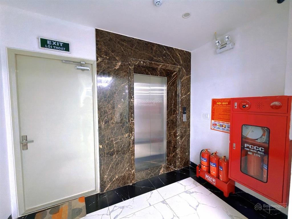 Chính chủ bán nhà dương khuê cầu giấy 180m x 9t x mt 24m x 82 tỷ lô góc văn phòng dòng tiền 250tr/t