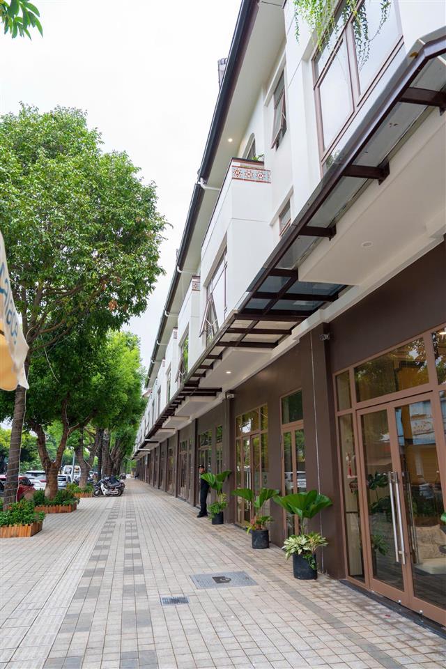 3 mặt tiền  shophouse palace bmt| nhà sẵn  người đông  dòng tiền chờ anh chị về khai thác