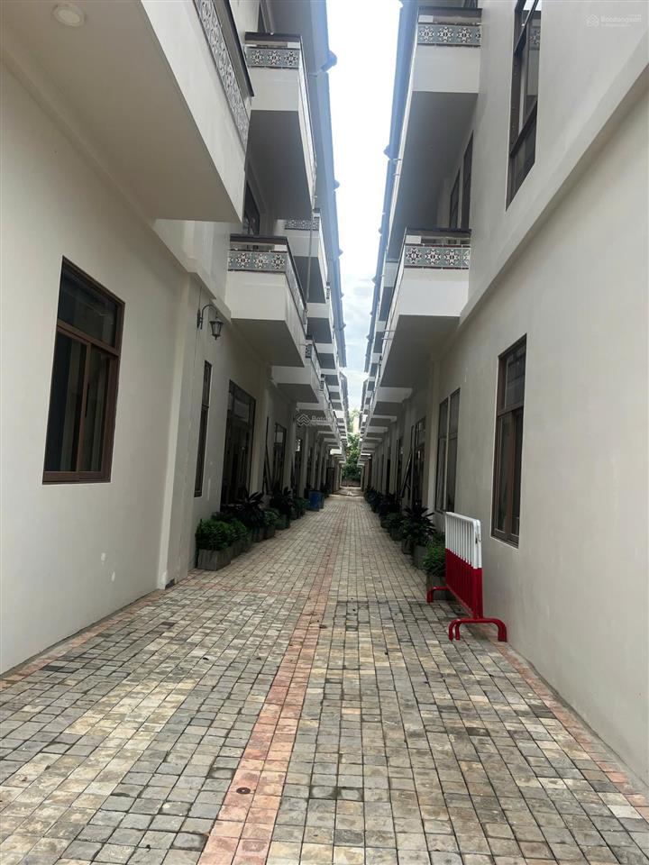 3 mặt tiền  shophouse palace bmt| nhà sẵn  người đông  dòng tiền chờ anh chị về khai thác