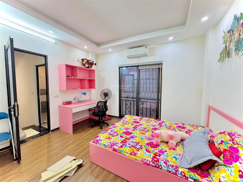 Bán nhà đền lừ hoàng mai ngõ rộng thoáng vài bước ra hồ đền lừ 5tầng chắc chắn chỉ việc về ở