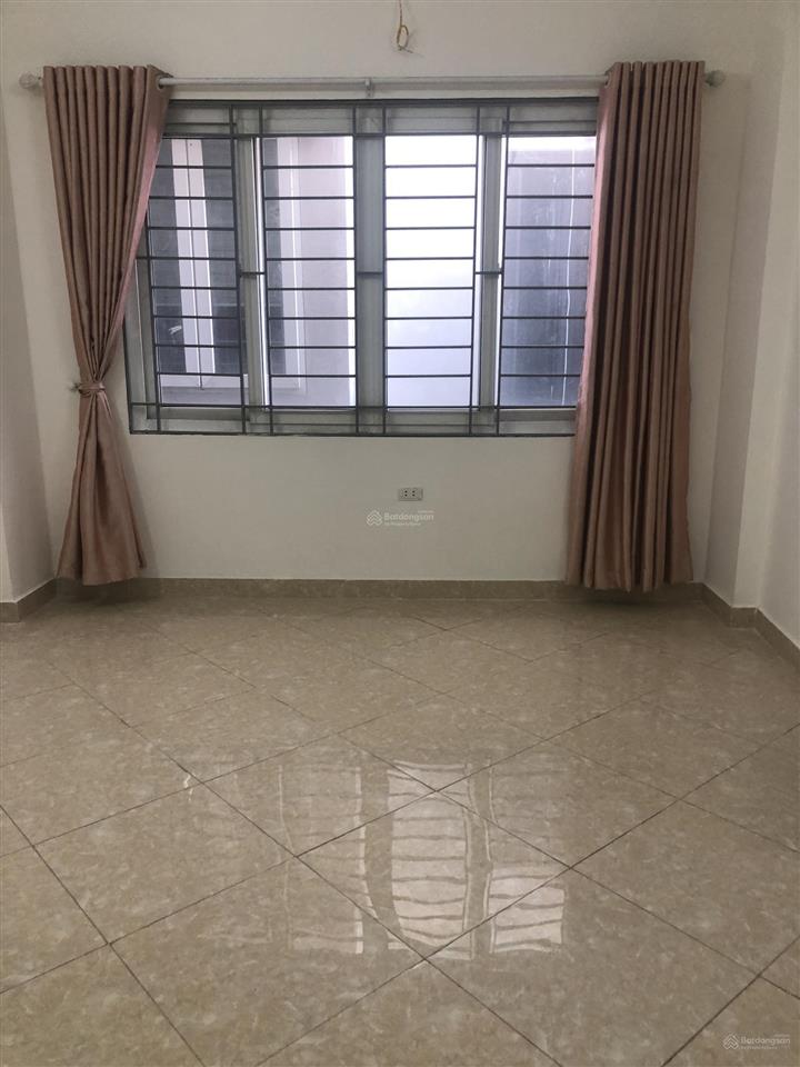 Bán nhà riêng tại tân mai, 4,2 tỷ, 24m2, 3pn, 5 tầng, sổ đỏ vuông đẹp (không quy hoạch)