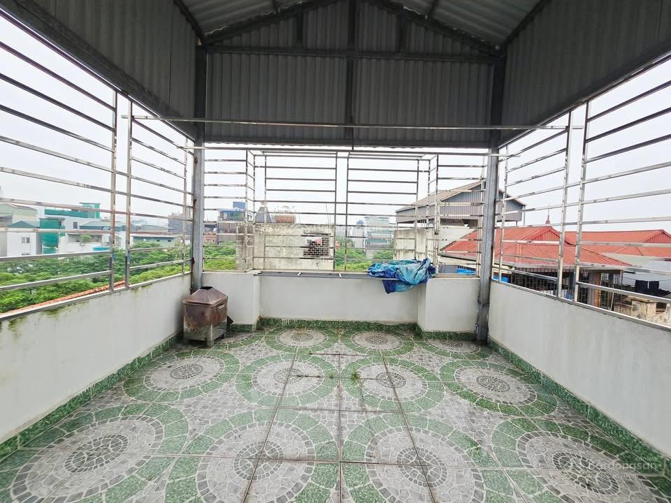 Bán gấp nhà đẹp hoàng mai 46m 5 tầng ô tô vào nhà lô góc chỉ hơn 11 tỷ (không quy hoạch)