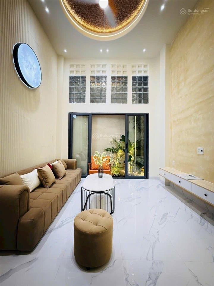 Gấp! bán nhanh nhà kỳ đồng, q3, 47m2 giá 3tỷ230.gần cầu lê văn sỹ. hẻm 5m. sổ riêng. cho thuê 15tr