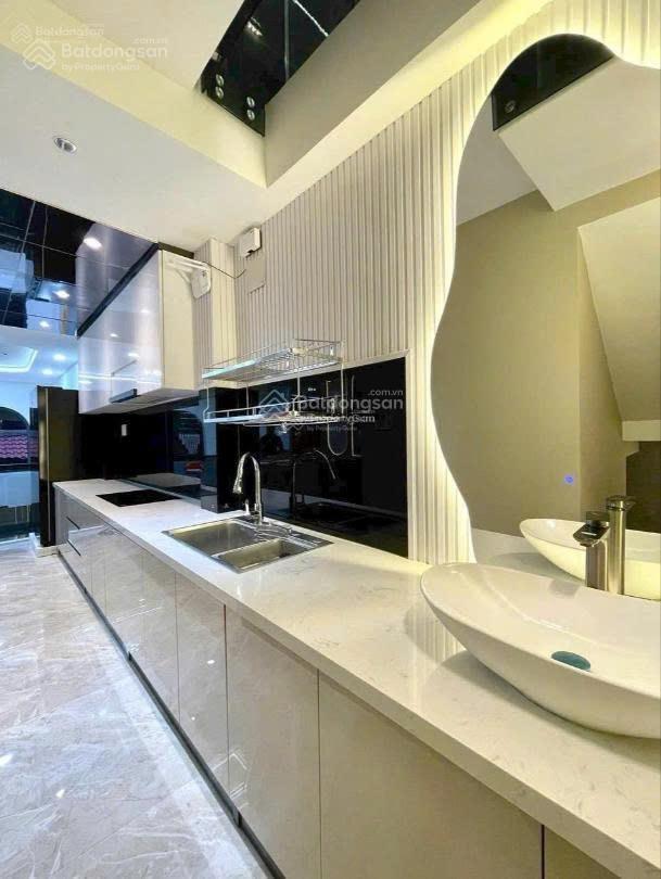 Gấp! bán nhà nơ trang long, bình thạnh 50m2 giá 2tỷ990. gần học viện cán bộ. hẻm 4m. sổ riêng