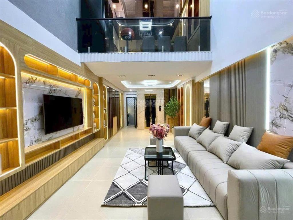 Gấp! bán nhà nơ trang long, bình thạnh 50m2 giá 2tỷ990. gần học viện cán bộ. hẻm 4m. sổ riêng