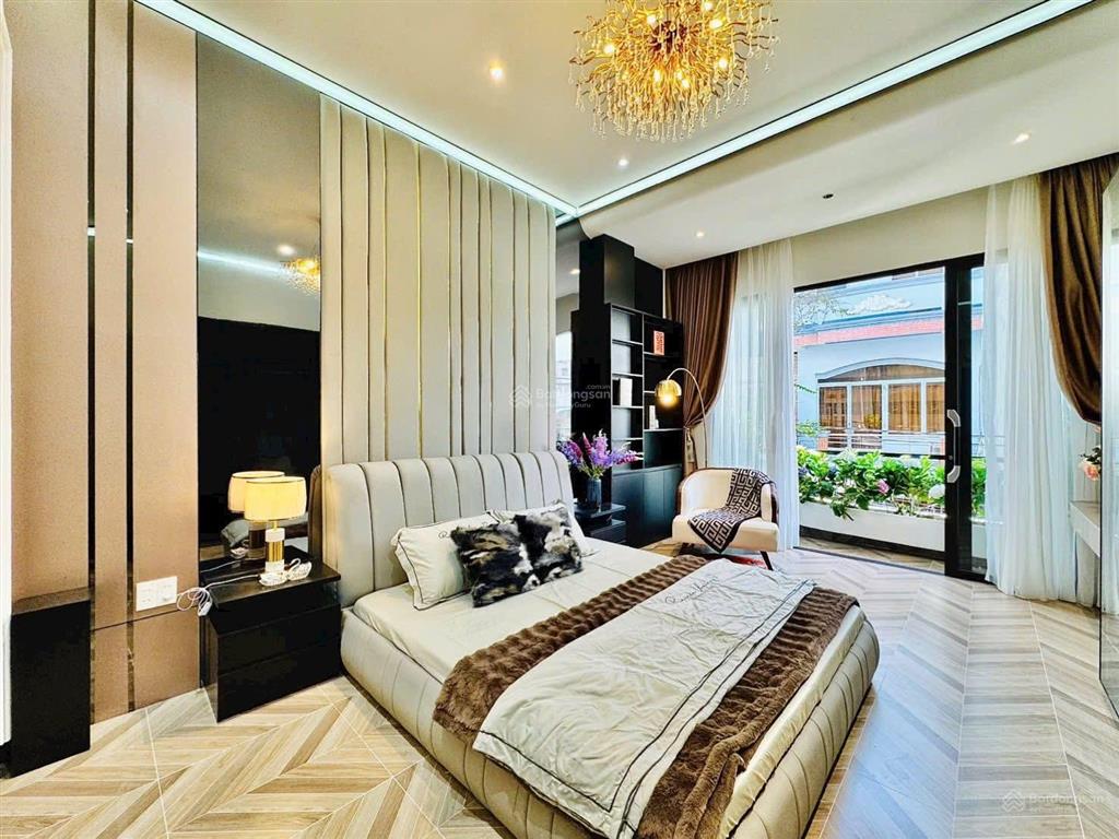 Gấp! bán nhà nơ trang long, bình thạnh 50m2 giá 2tỷ990. gần học viện cán bộ. hẻm 4m. sổ riêng
