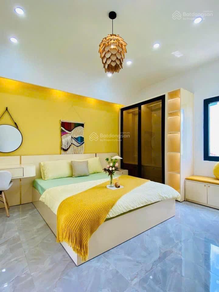 Chú ba bán nhà 50m2 xây 2 lầu đường vườn lài, q12  gần cầu sắt, hẻm 6m, sổ riêng