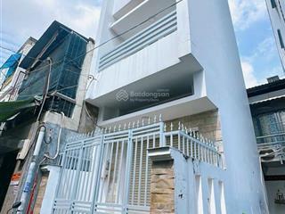 Bán nhanh nhà 41m2 xây 6 tầng đường nguyễn khoái,q4 giá 3tỷ990.gần thcs nguyễn huệ. hẻm 6m.sổ riêng