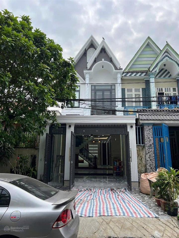 Bán nhà 43m² xây 2 tầng đường phạm văn đồng, bình thạnh. gần emart. hẻm 4m. sổ riêng