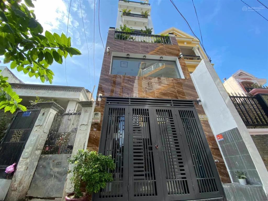 Chính chủ gửi bán nhà 52m2 lê đức thọ,gò vấp giá 2tỷ550.gần chợ xóm mới.cho thuê 10 tr/tháng sẵn sổ