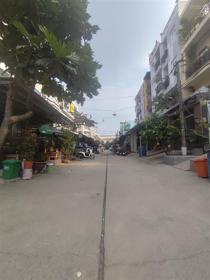 Nhà 4 tầng mới đẹp  hẻm xe tải 10m trần đại nghĩa, chỉ 7.8 tỷ  5x14m cạnh chợ đông đúc