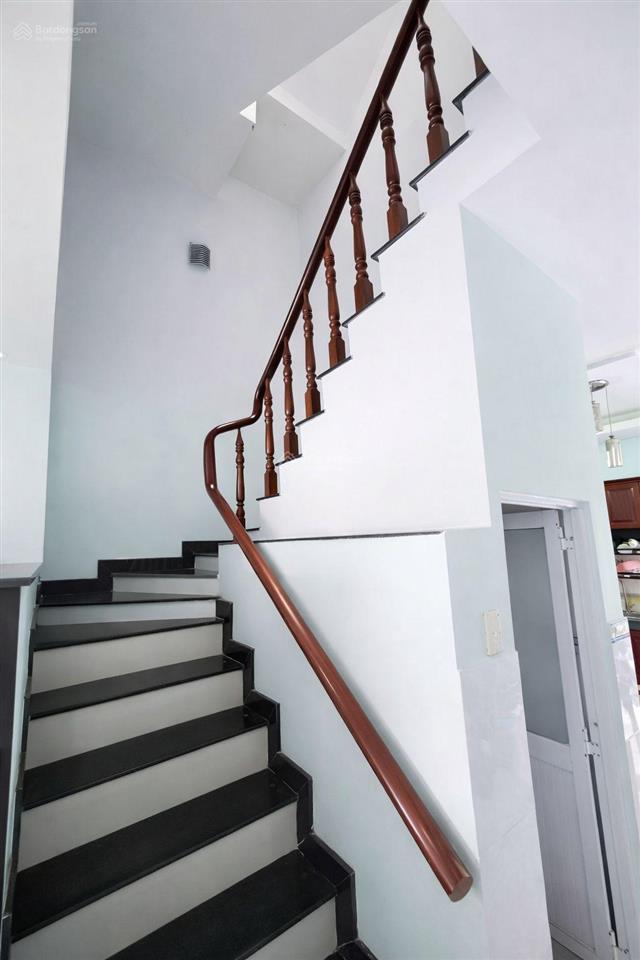 Chính chủ cần bán gấp  nhà 2 mặt tiền  3 tầng  4x19,5  hẻm xe tải  cạnh lê cơ  an dương vương