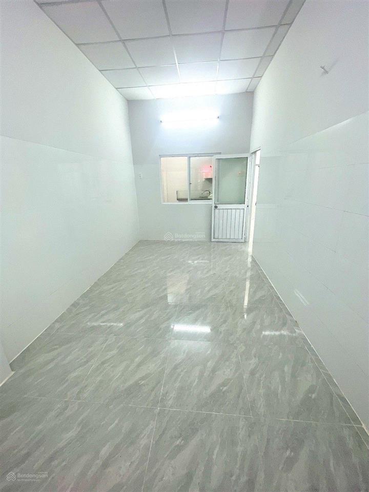 Chỉ 7,2 tỷ  nhà phố mtkd akari  4x21  võ văn kiệt  đường nhựa 20m có lề
