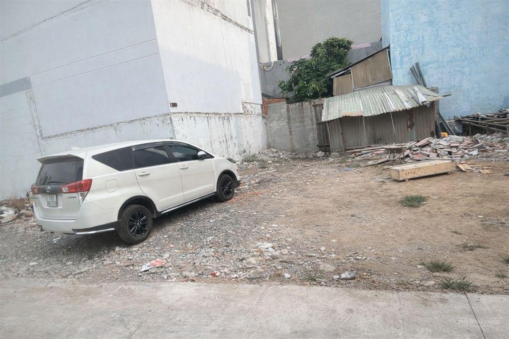 Chỉ 5,18 tỷ vị trí ngay khu vip đất phân lô đẹp4x15 ngay aeon mall tên lửa  không lộ giới