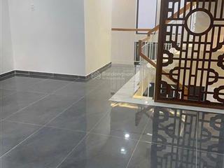 Mã lò  lê văn quới 7.7mx9m. nhà cấp 4 đang làm kho  tiện xây mới  kế chợ  bv  trường  an nin