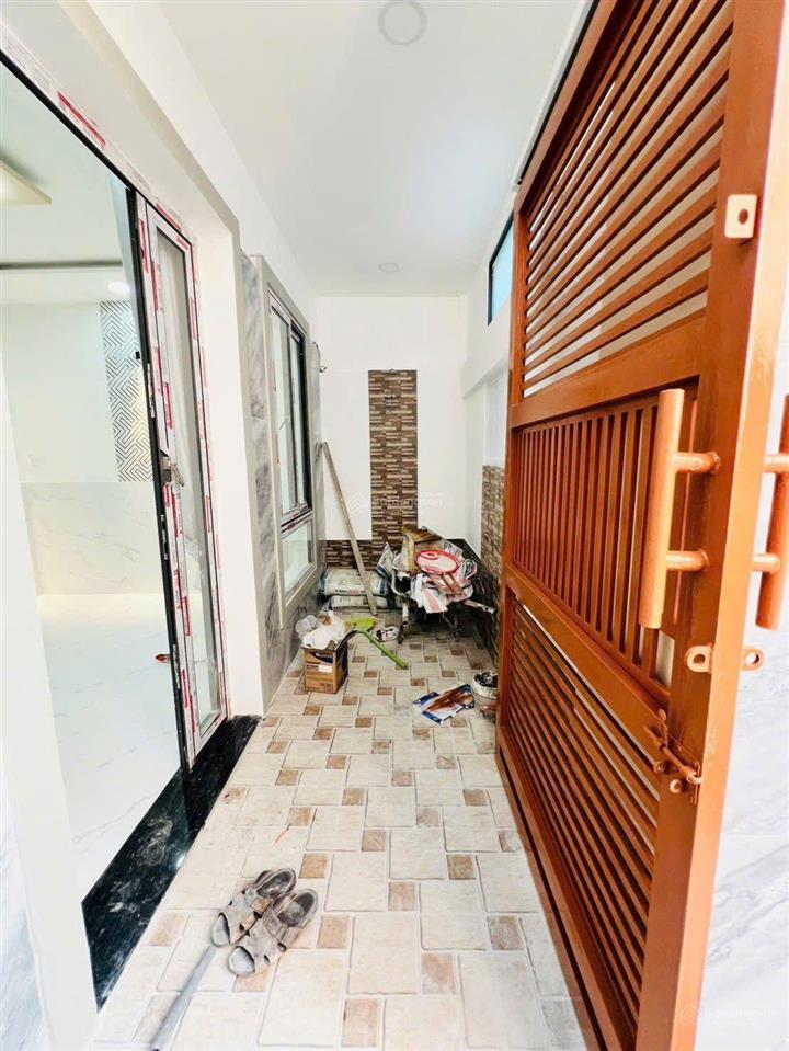 Phú thọ hòa  lũy bán bích  khúc chợ vãi  tân phú  hẻm xe hơi  50m  3 tầng  4pn nhỉnh 5 tỷ