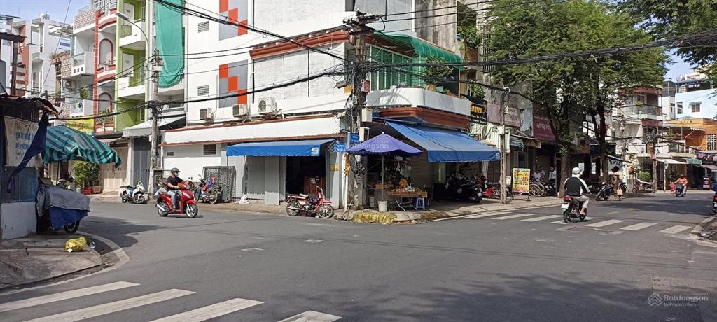 Bán nhà mặt phố tại hùng vương, 10 tỷ, 40m2, 4pn, 4wc, uy tín