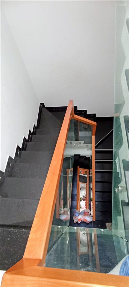 Chính chủ bán nhà ngay aeon tân phú  5 tầng  4m x 15.5m hoàn công đầy đủ 2024  4pn nhỉnh 6tỷ tl