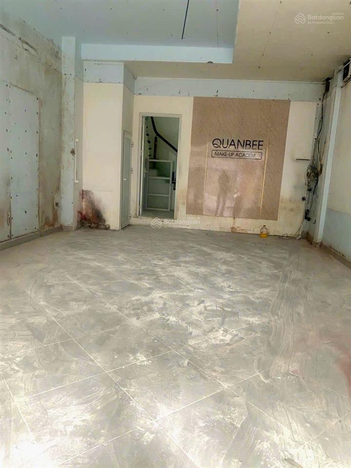 Cc cần bán gấp nhà mặt phố thụy khuê, tây hồ, lô góc, hai mặt tiền. 60m2, 4 tầng mặt tiền 5.3m