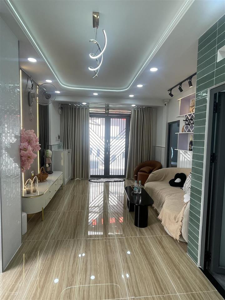 Nhà đẹp 4pn full nội thất, hxh lê hoàng phái  4.85 tỷ